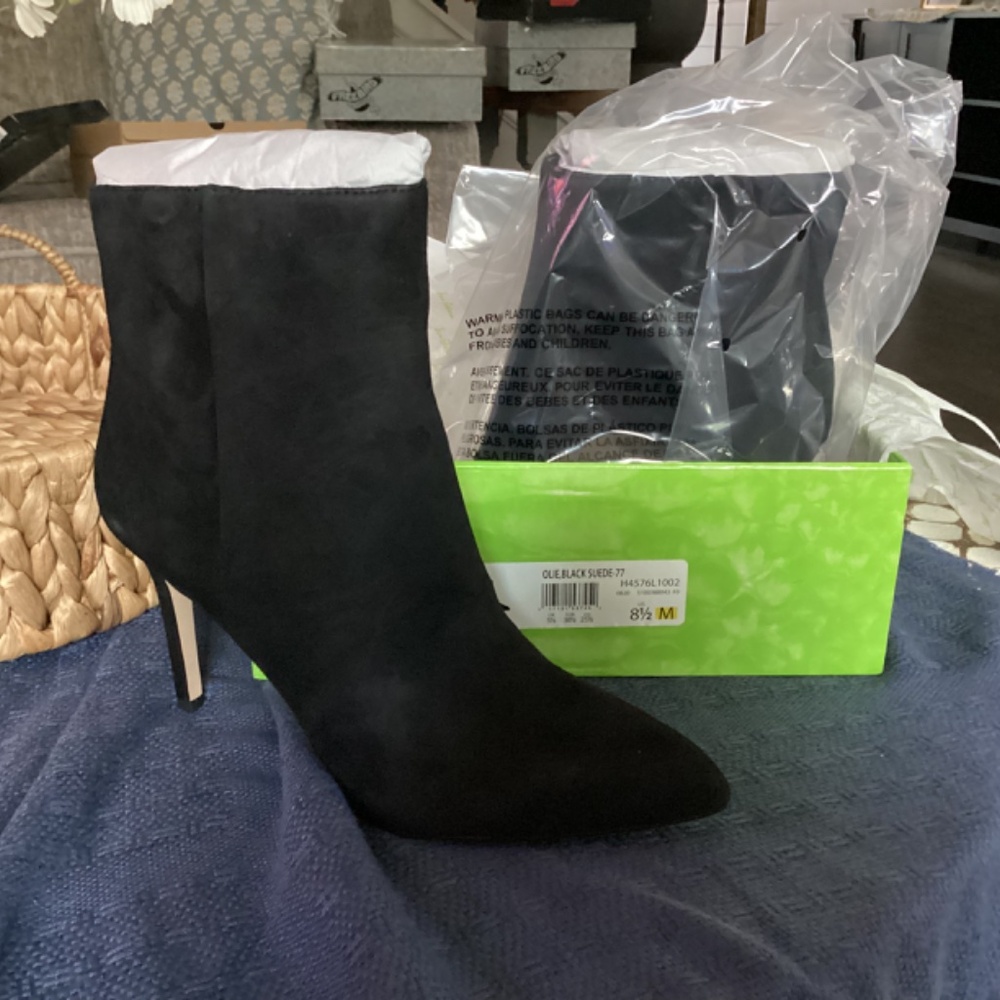 Sam Edelman booties - Picture 2 of 2